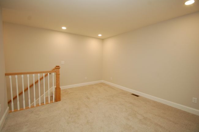 10E - 9 Sheffield St, Condo with 2 bedrooms, 3 bathrooms and null parking in Hudson NH | Image 12
