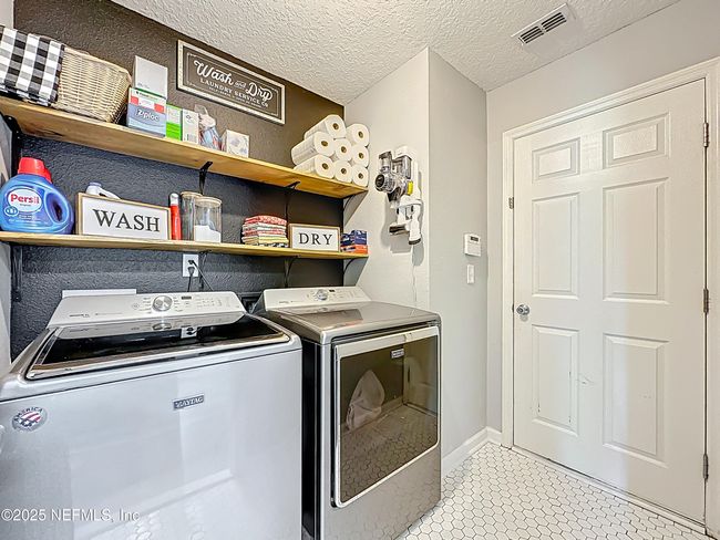 78151 Duckwood Trl, House other with 4 bedrooms, 2 bathrooms and null parking in Yulee FL | Image 16