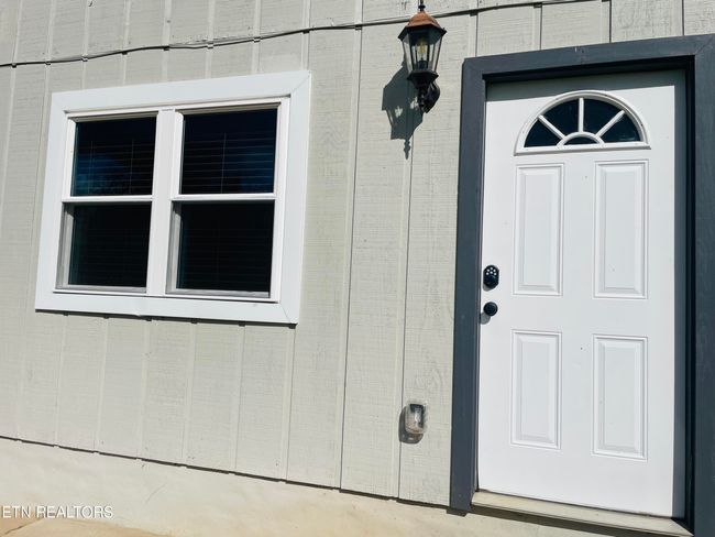 private entrance | Image 9