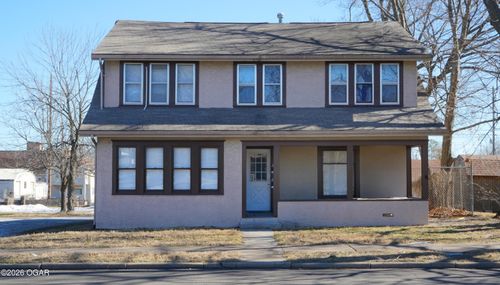 725 S Pennsylvania Ave, Joplin, MO, 64801-4705 | Card Image