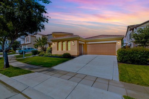 517 N Castellina Ter, Mountain House, CA, 95391-1337 | Card Image