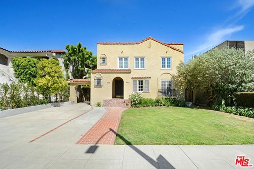 942 N Croft Avenue, Los Angeles, CA, 90069 | Card Image