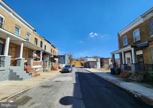 2402 Llewelyn Ave, BALTIMORE, MD, 21213-3618 | Card Image