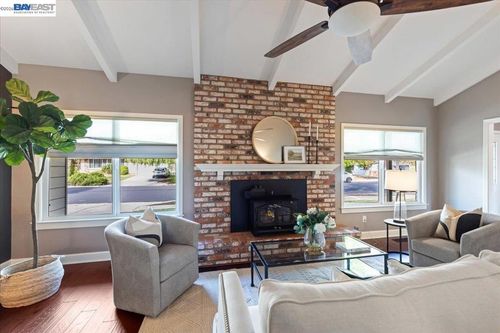 1766 Risdon Rd, Concord, CA, 94518-3454 | Card Image