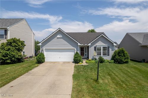 4872 Riverrock Way, Medina, OH, 44256-5559 | Card Image