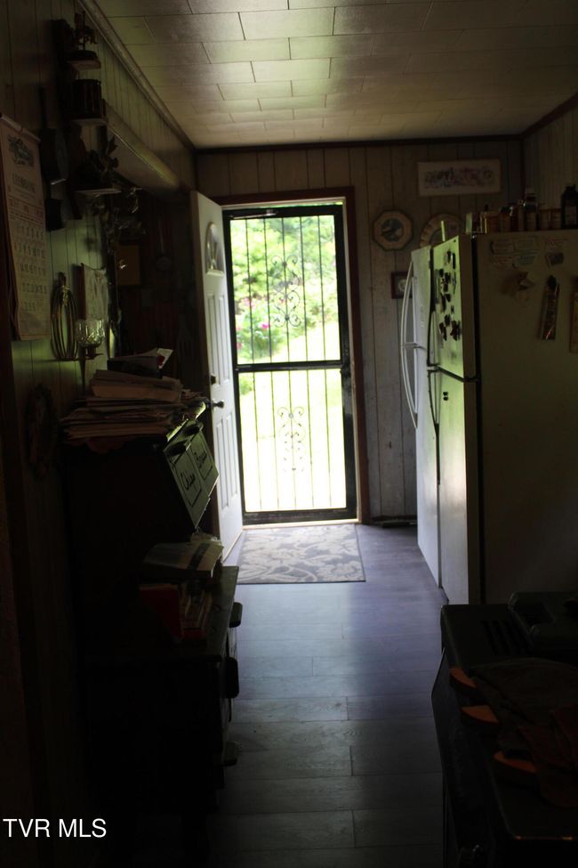 2967 Left Poor Valley Rd, House other with 2 bedrooms, 1 bathrooms and null parking in Pennington Gap VA | Image 19