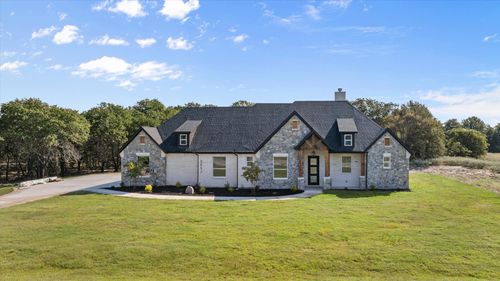 2057 Glenhollow Dr, Weatherford, TX, 76088-7419 | Card Image