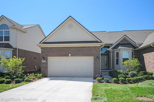 20832 Burn Dr, Macomb, MI, 48044-6328 | Card Image