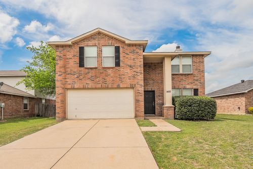 1420 Krista Dr, Burleson, TX, 76028-8614 | Card Image