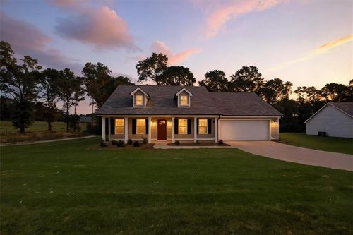 546 Rachel Ln, Hartwell, GA, 30643-8438 | Card Image