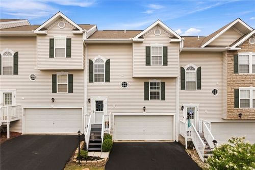 16 Cinque Terra Pl, Finleyville, PA, 15332-4025 | Card Image