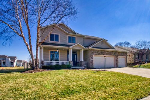 2102 Laurelwood Dr, Warsaw, IN, 46580-8527 | Card Image