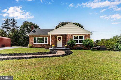 2740 Cape Horn Rd, RED LION, PA, 17356-9080 | Card Image