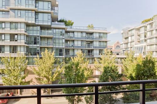302-2033 W 10th Ave, Vancouver, BC, V6J0H1 | Card Image