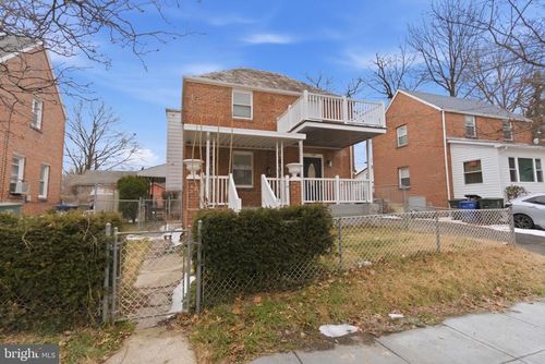 716 Croissant Pl, WASHINGTON, DC, 20019-2212 | Card Image