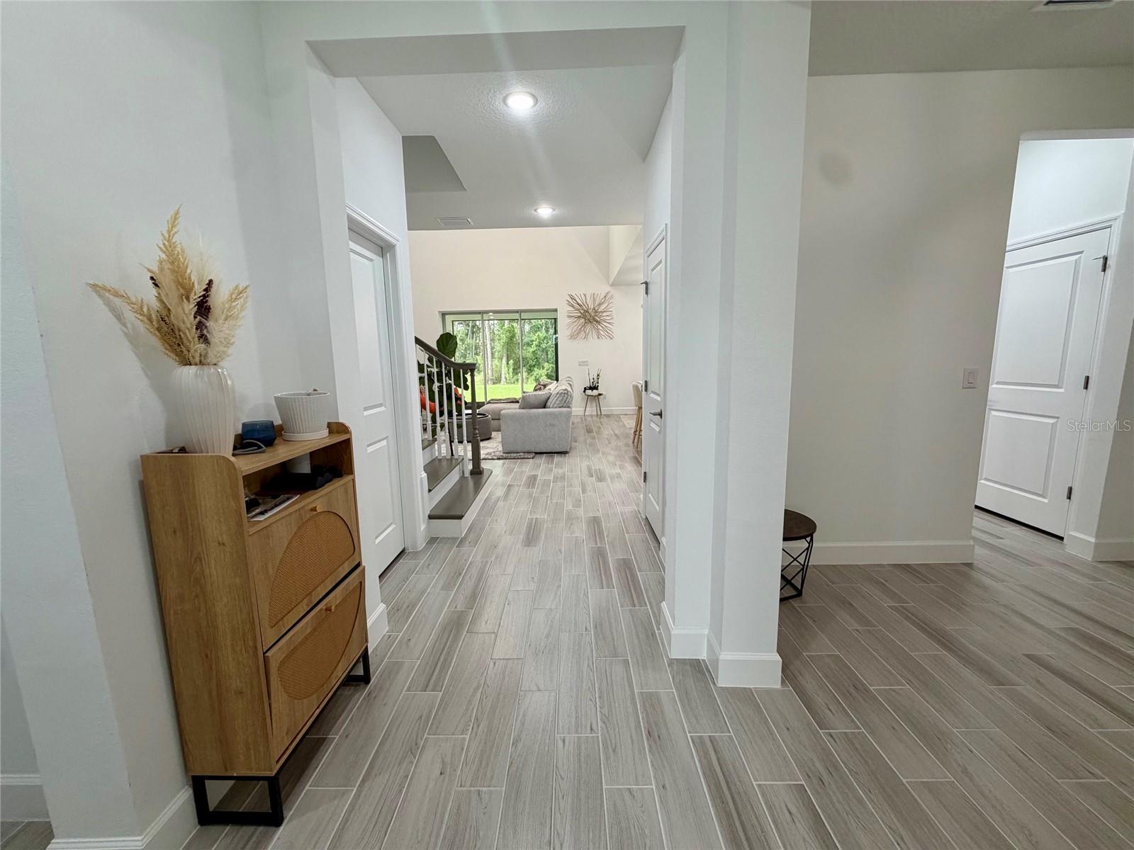Residential Lease in WESLEY CHAPEL 2