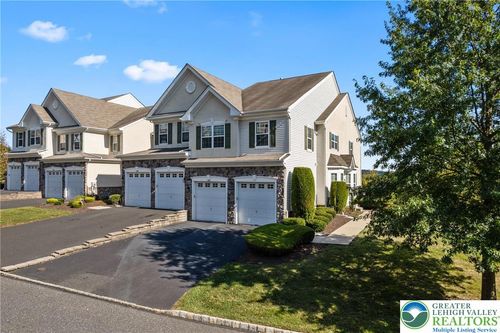 4184 Yorktown Rd, COOPERSBURG, PA, 18036-8811 | Card Image