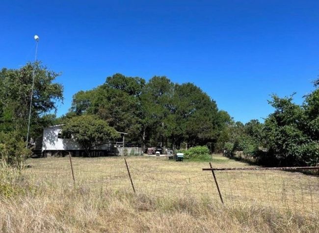 250 Rolling Oaks Dr, Home with 0 bedrooms, 0 bathrooms and 4 parking in Driftwood TX | Image 4