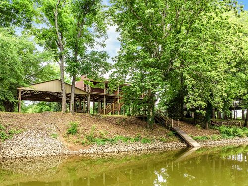 91 Creekside View Ln, Decaturville, TN, 38329-5500 | Card Image