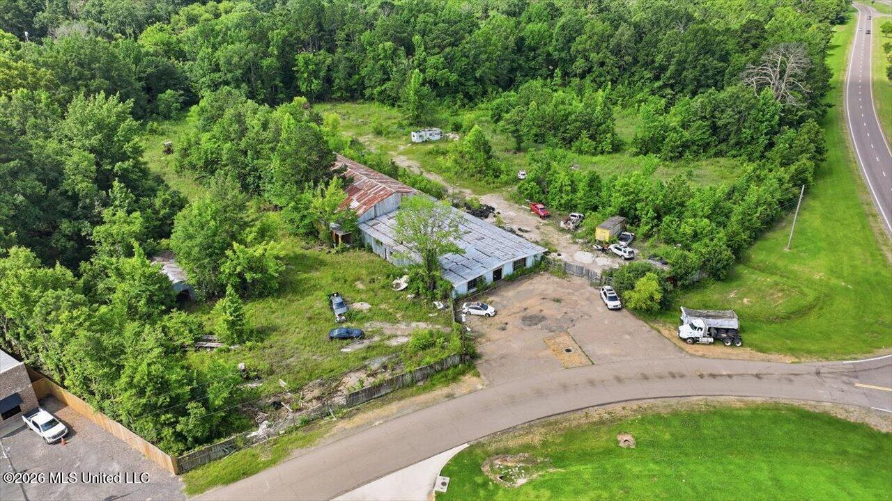 654 Caseys Ln, Flowood, MS 39232