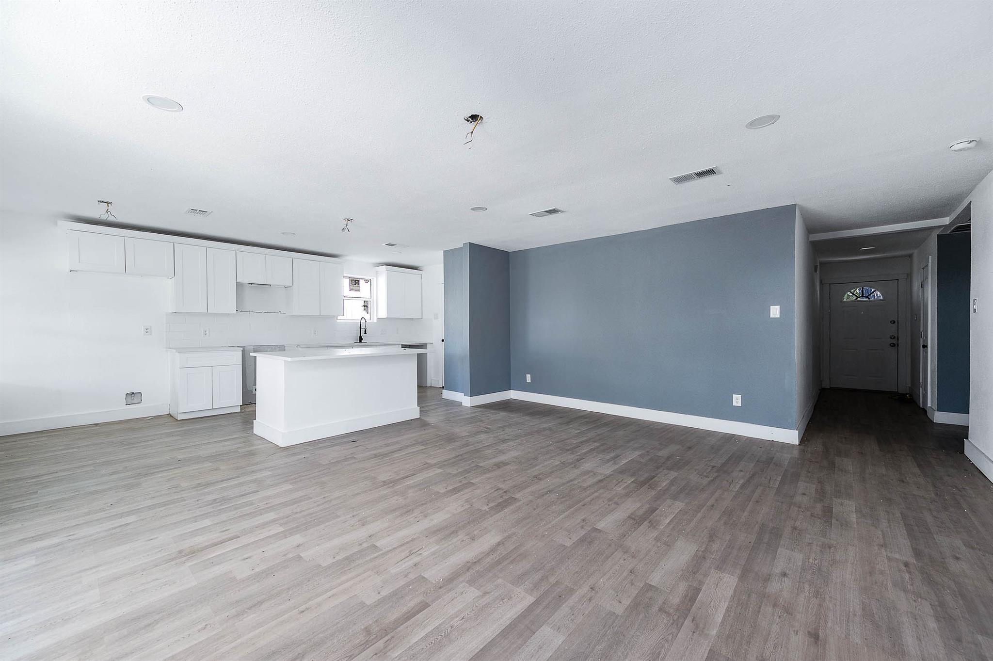 Residential in Spring 4