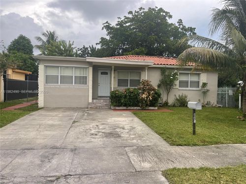 881 Ne 156th Ter, North Miami Beach, FL, 33162-5205 | Card Image