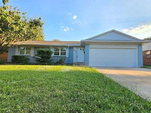 3036 Candlewick Ln, Farmers Branch, TX, 75234-3612 | Card Image