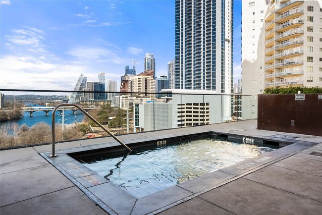 APT-2106 - 70 Rainey St, Condo with 3 bedrooms, 3 bathrooms and 2 parking in Austin TX | Image 20