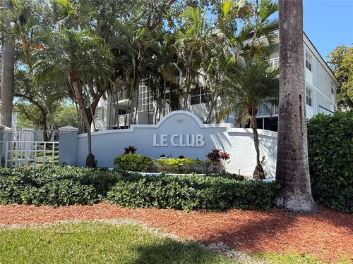 apt-201-8650 Sw 212th St, Cutler Bay, FL, 33189-3361 | Card Image