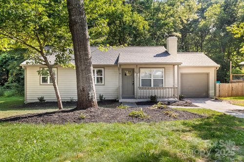 6515 Santa Cruz Trl, Charlotte, NC, 28227-8043 | Card Image