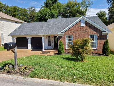 1656 Aaronwood Dr, House other with 3 bedrooms, 2 bathrooms and 2 parking in Old Hickory TN | Image 1