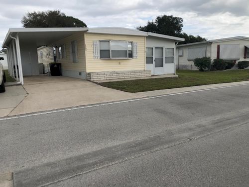 1135 Center Ln Ne, Palm Bay, FL, 32907-2143 | Card Image