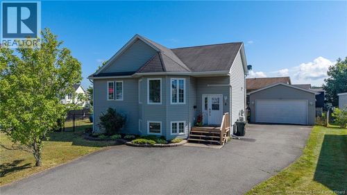 8 Omega Dr, Saint John, NB, E2J5C8 | Card Image