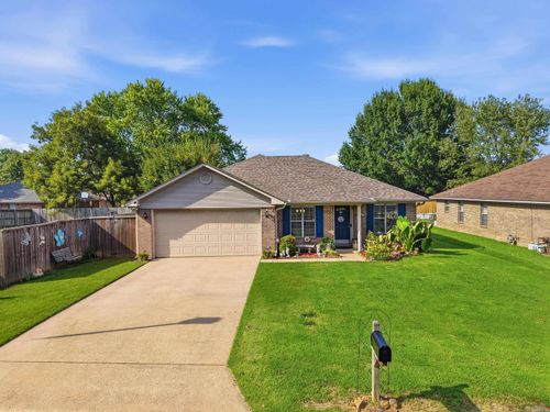 1750 Tuscany Dr, Conway, AR, 72034-8589 | Card Image