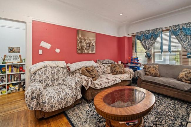 373 Winchester St, House other with 3 bedrooms, 2 bathrooms and 1 parking in Daly City CA | Image 5