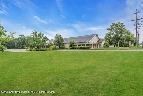 110 S New York Road, Galloway, NJ, 08205 | Card Image