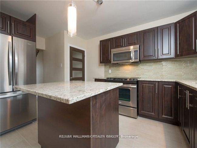 298A Woodroffe Avenue, House attached with 3 bedrooms, 2 bathrooms and 3 parking in Woodroffe ON | Image 8
