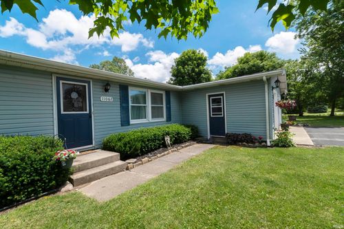 11062 N Polyanna Pike, Cromwell, IN, 46732-9644 | Card Image