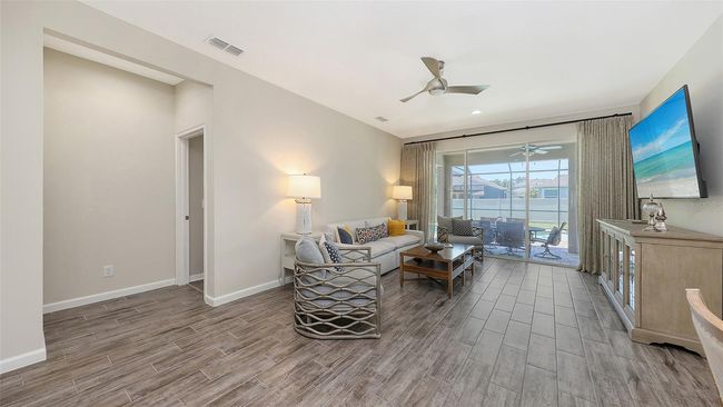 11223 Spring Gate Trl, House other with 3 bedrooms, 2 bathrooms and null parking in BRADENTON FL | Image 13