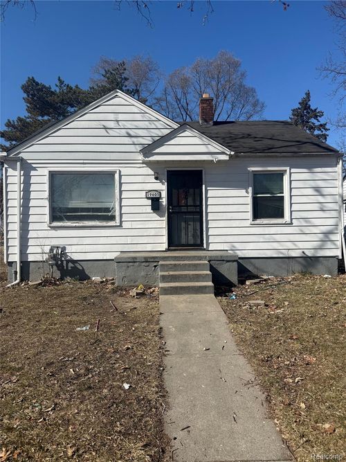 19605 Justine St, Detroit, MI, 48234-2133 | Card Image
