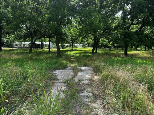 15150 S 4050 Rd, Oologah, OK, 74053-4095 | Card Image