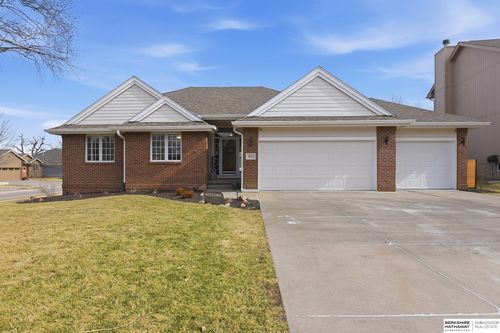 5123 N 140 Street, Omaha, NE, 68164 | Card Image