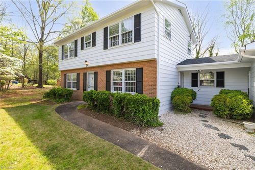 138 Grant St, Eden, NC, 27288-5216 | Card Image