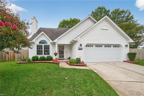 205 Lynnwood Gold Ct, Chesapeake, VA, 23320-3572 | Card Image