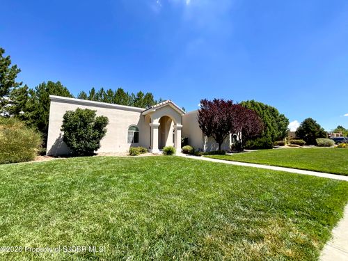 370 Canyonview Dr, Farmington, NM, 87401-8630 | Card Image