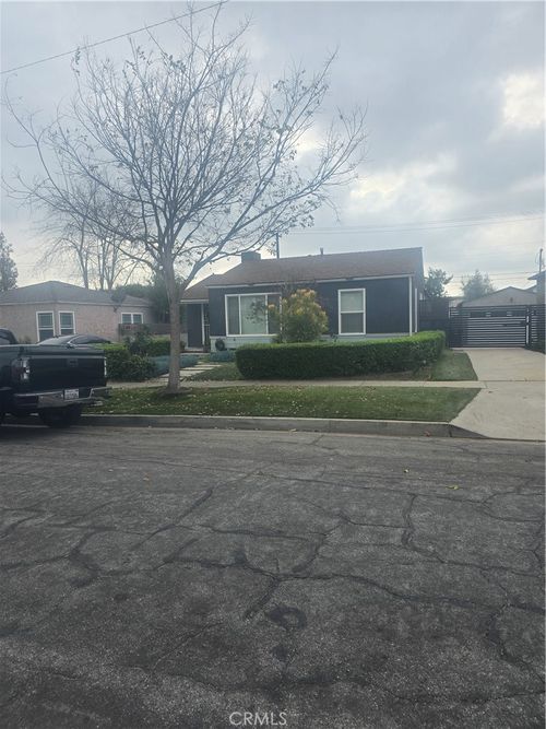 612 W Ellis Ave, Inglewood, CA, 90302-1005 | Card Image