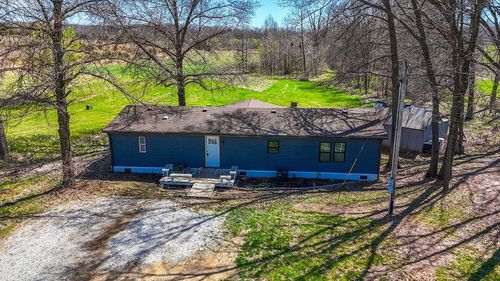 2500 W Blakemore Rd, STURGEON, MO, 65284-9534 | Card Image