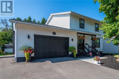 20 Galaxy Dr, House other with 3 bedrooms, 4 bathrooms and null parking in Moncton NB | Image 2