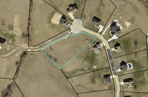 109 Spanish Wells Ct, Berea, KY, 40403-8011 | Card Image