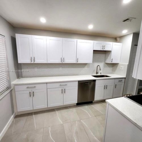 1335-1335 Nw 94th Way, Coral Springs, FL, 33071-8300 | Card Image